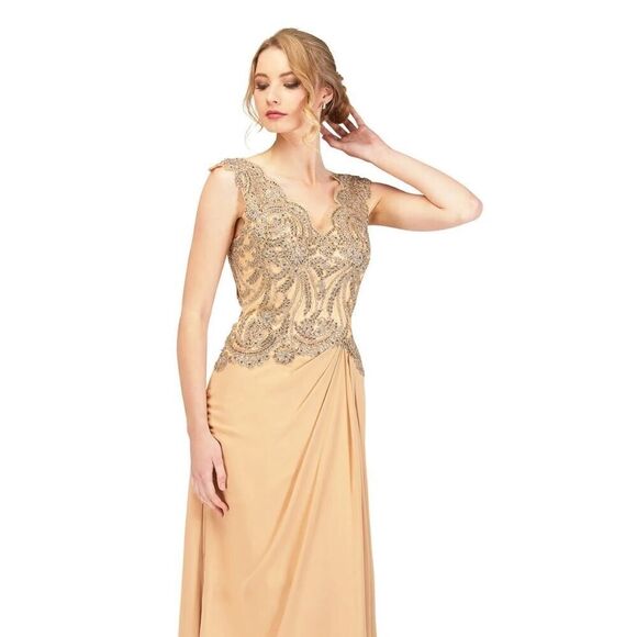 NWT Abby Paris Beige Beaded Scalloped V-Neck‎ Long Evening Gown Size 4W - Picture 1 of 11